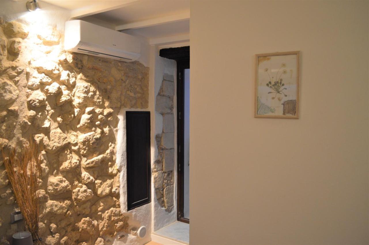 Domu 600 - Suite Mini Appartamento Cagliari Centro Storico Kültér fotó