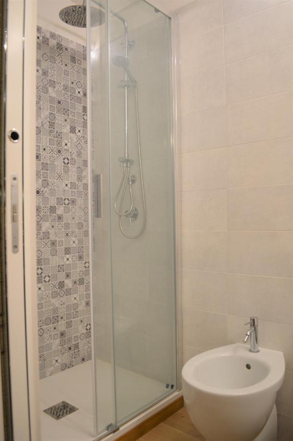 Domu 600 - Suite Mini Appartamento Cagliari Centro Storico Kültér fotó