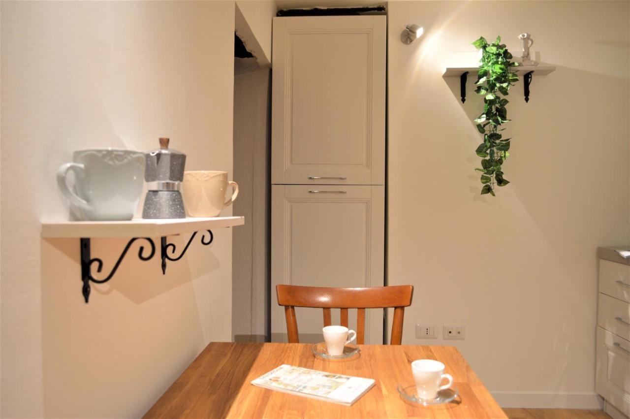 Domu 600 - Suite Mini Appartamento Cagliari Centro Storico Kültér fotó