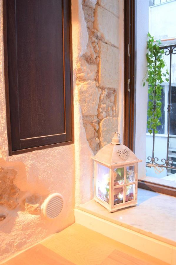 Domu 600 - Suite Mini Appartamento Cagliari Centro Storico Kültér fotó