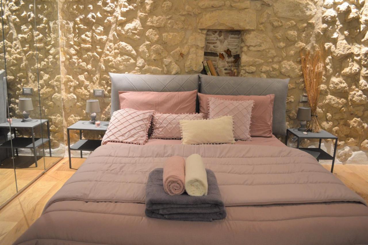 Domu 600 - Suite Mini Appartamento Cagliari Centro Storico Kültér fotó
