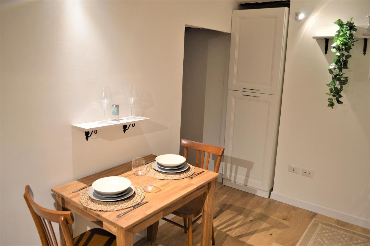 Domu 600 - Suite Mini Appartamento Cagliari Centro Storico Kültér fotó