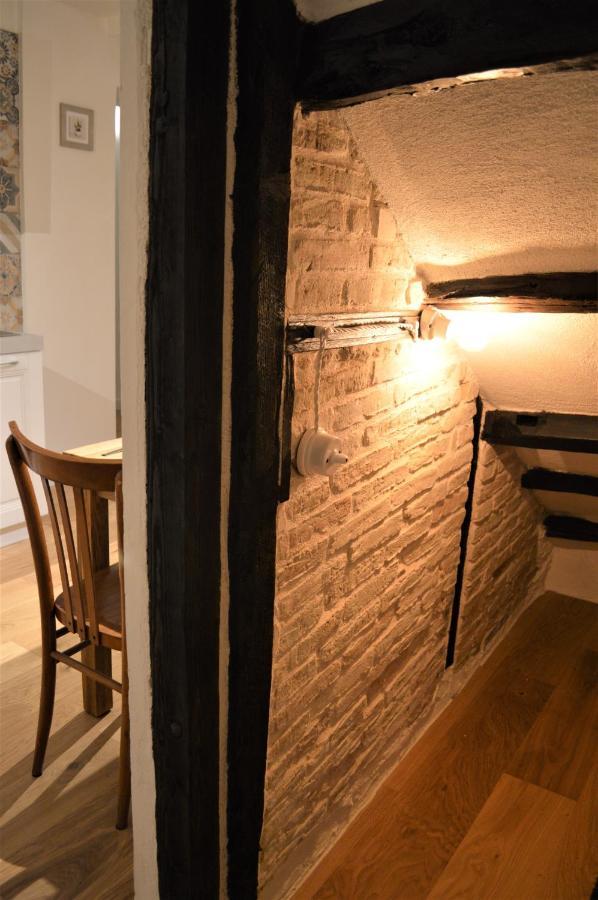 Domu 600 - Suite Mini Appartamento Cagliari Centro Storico Kültér fotó