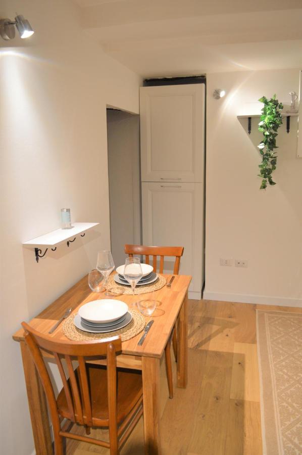 Domu 600 - Suite Mini Appartamento Cagliari Centro Storico Kültér fotó