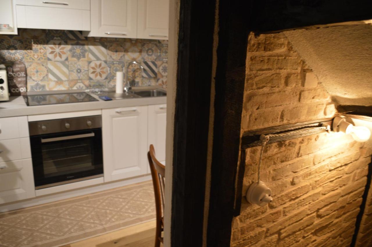 Domu 600 - Suite Mini Appartamento Cagliari Centro Storico Kültér fotó